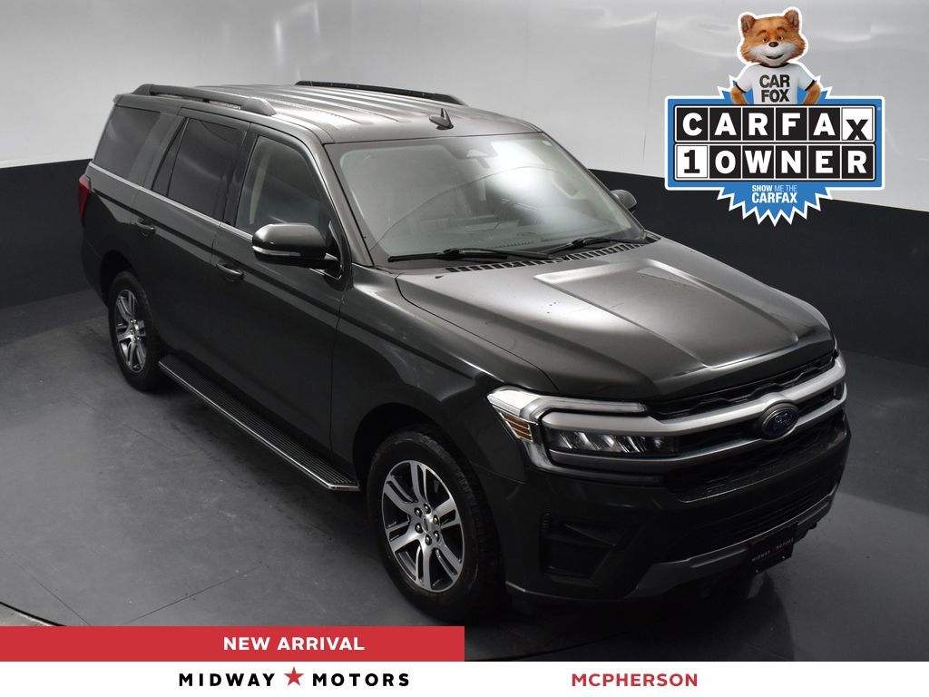 2022 Ford Expedition XLT's photo