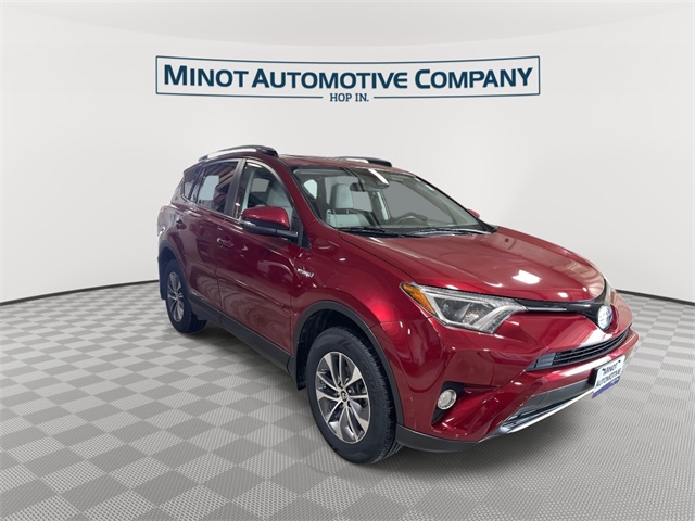 2018 Toyota RAV4 Hybrid XLE photo 2
