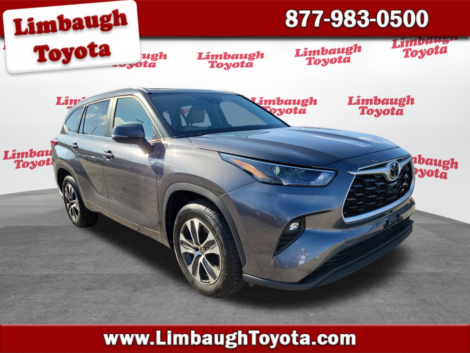 2023 Toyota Highlander XLE's photo