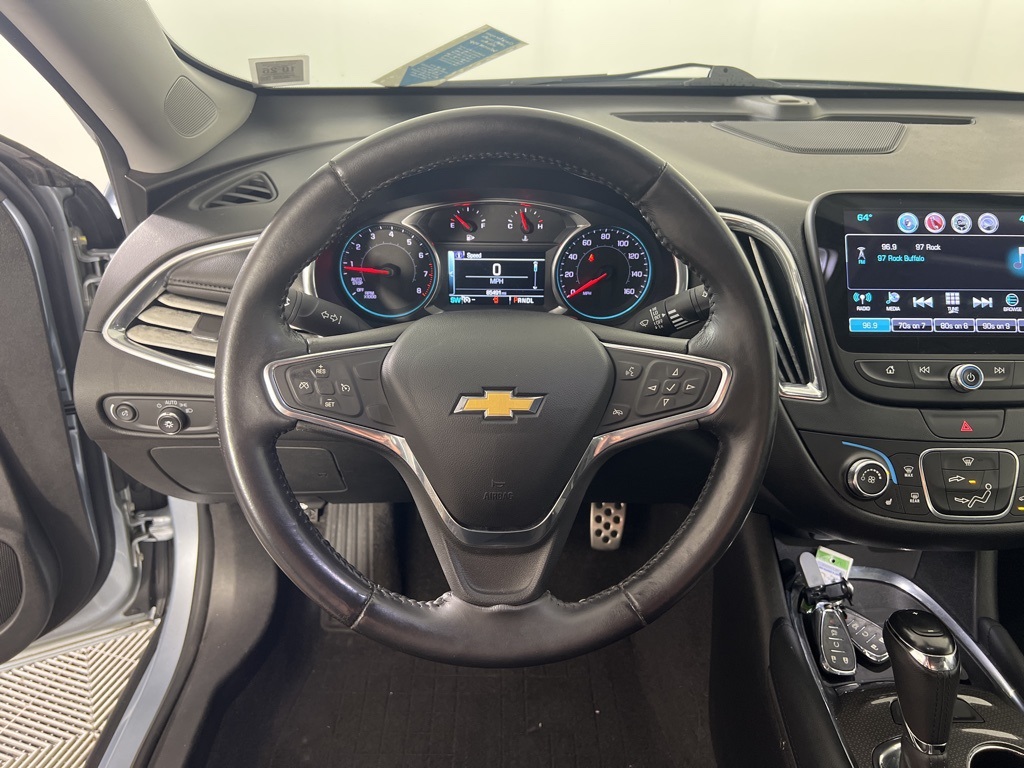 2017 Chevrolet Malibu 1LT photo 8