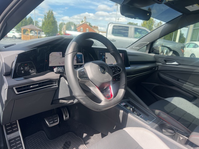 2022 Volkswagen Golf GTI Autobahn photo 13
