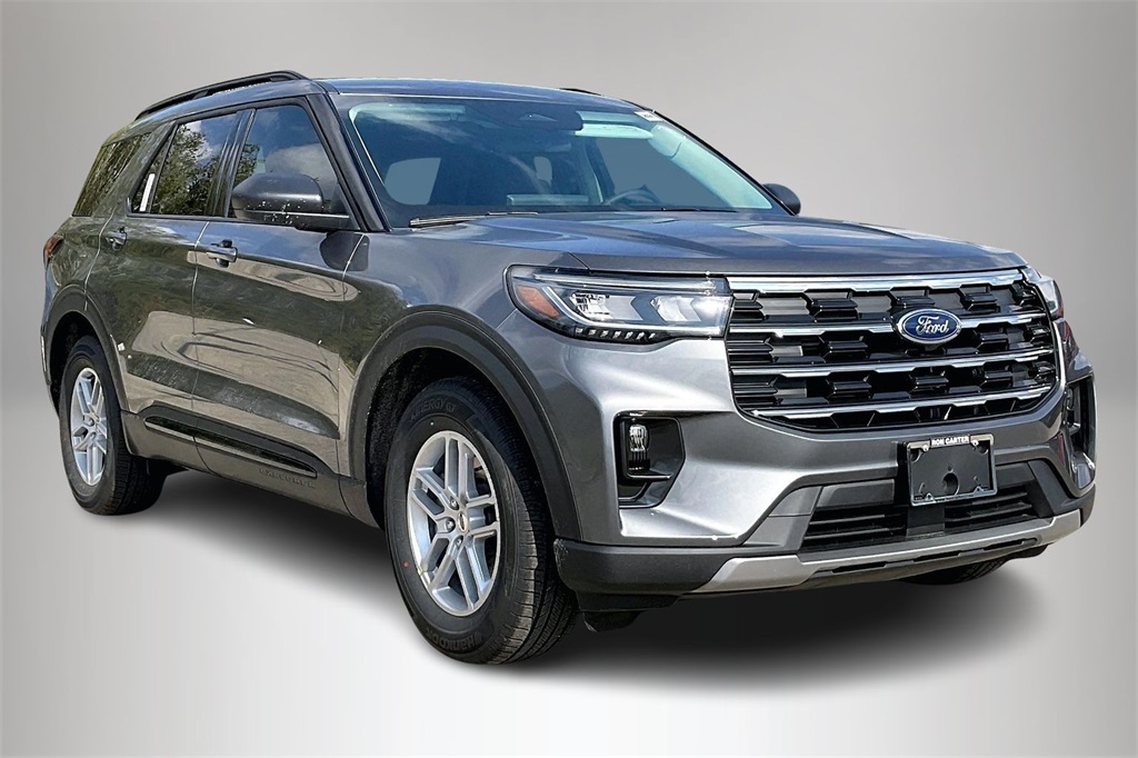 2026 Ford Explorer Active's photo