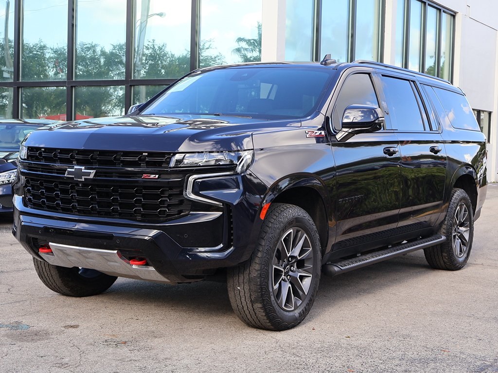 2023 Chevrolet Suburban Z71 photo 9