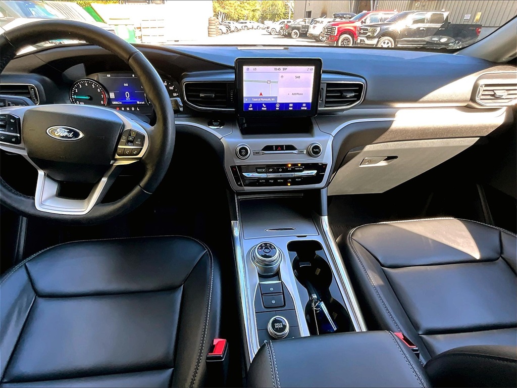 2022 Ford Explorer XLT photo 22