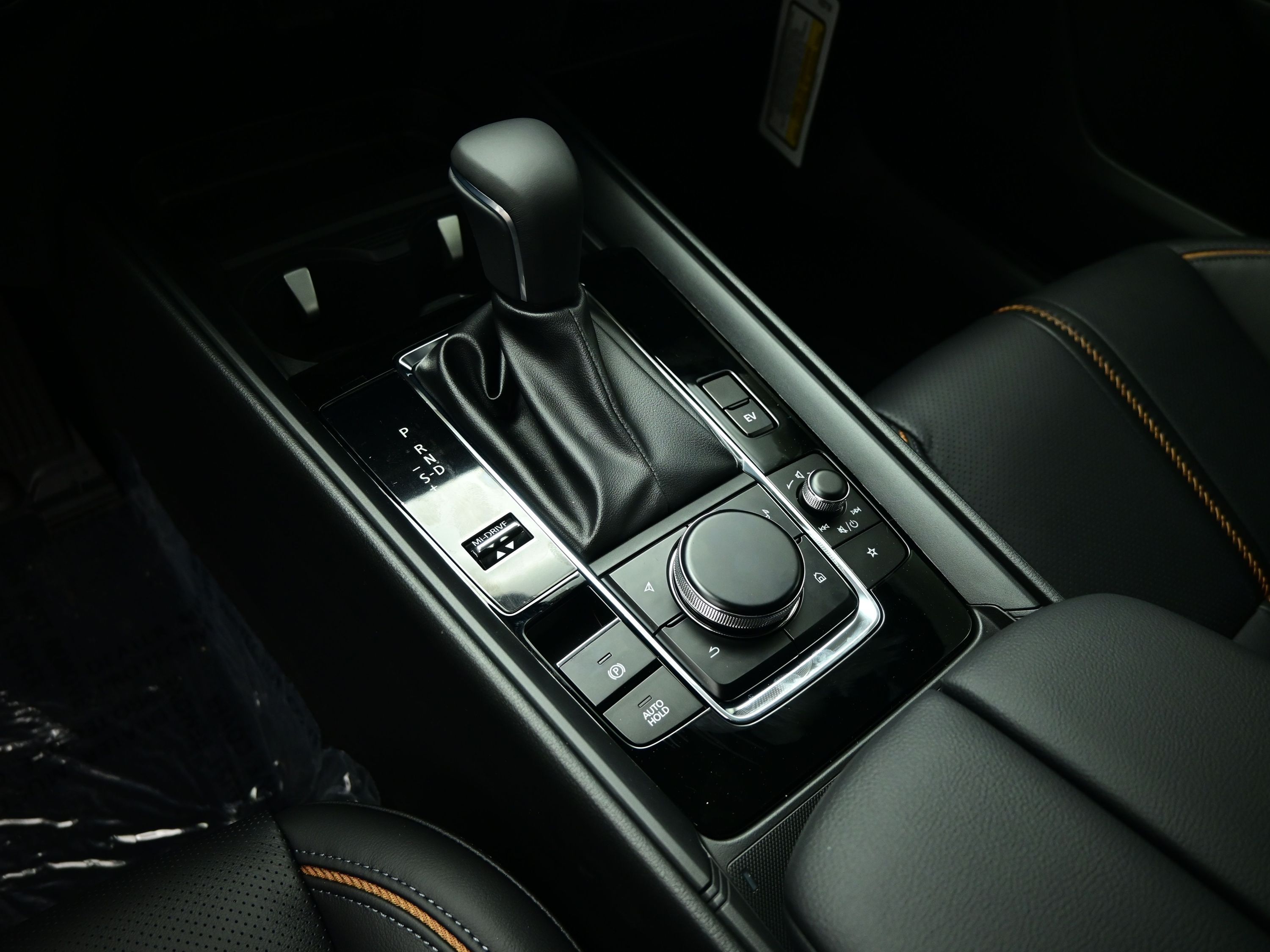 2025 Mazda CX-50 Premium Plus photo 17