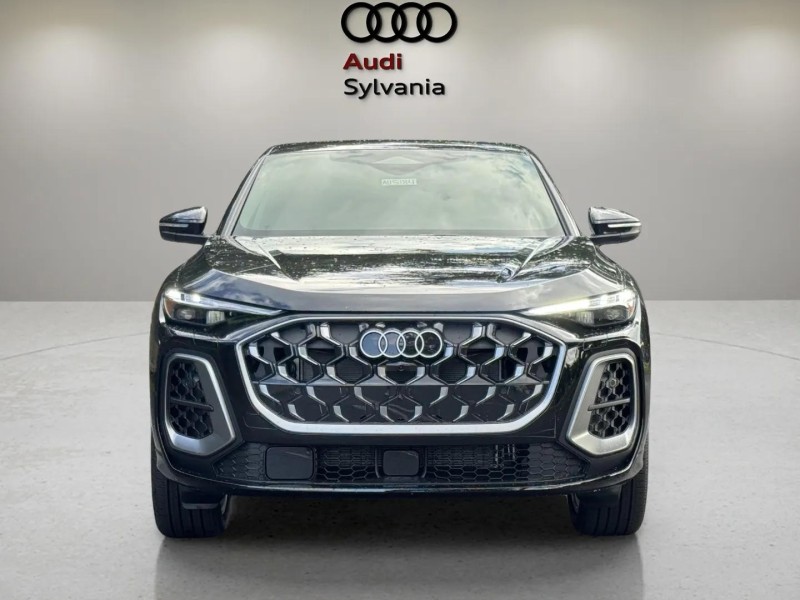 2025 Audi Q5 Sportback Premium Plus photo 2