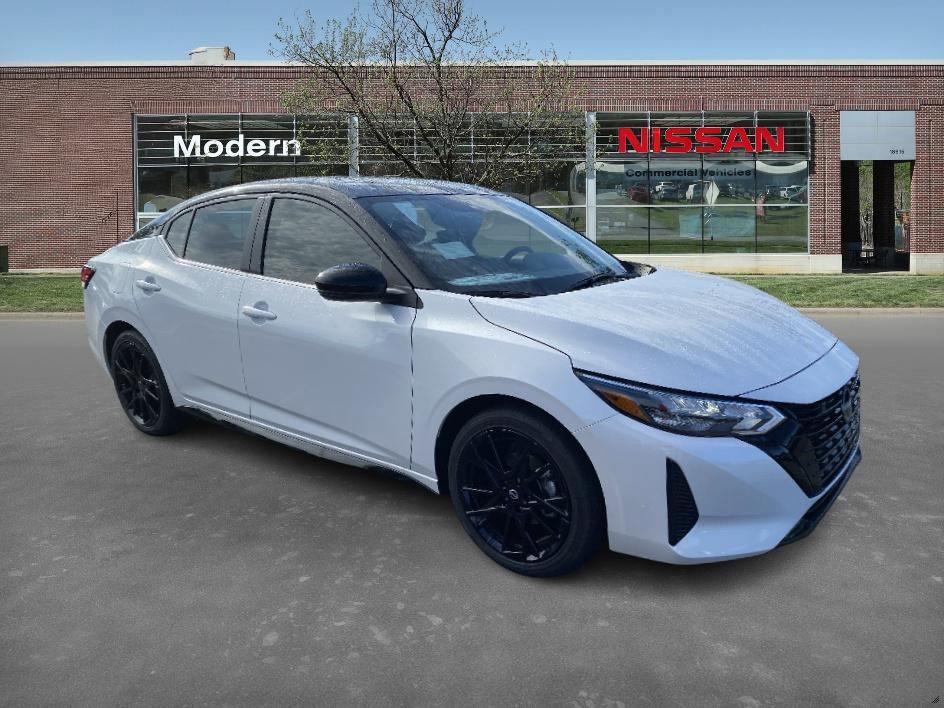 2025 Nissan Sentra SR Midnight Edition photo 5
