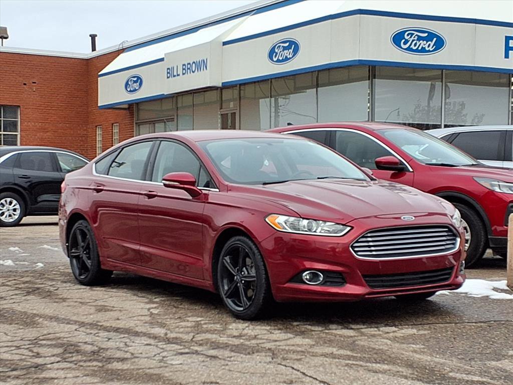 2016 Ford Fusion SE