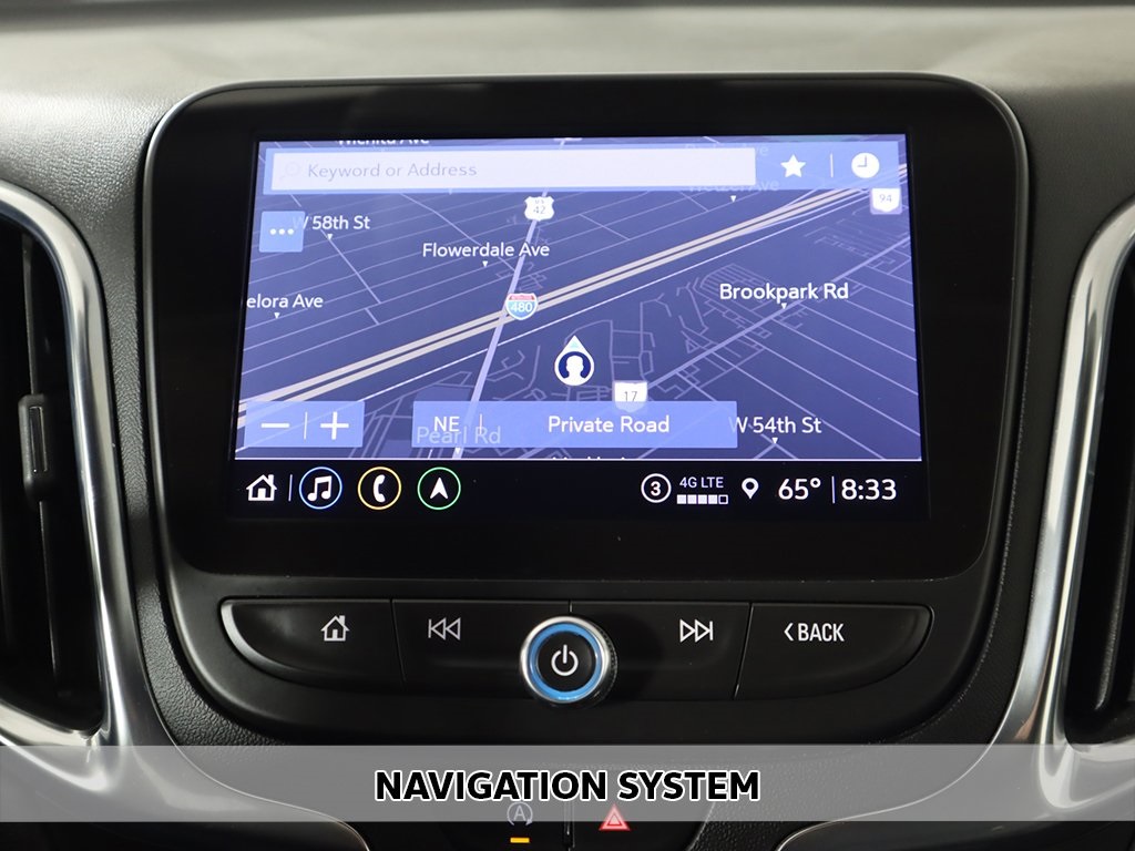 2022 Chevrolet Equinox LT photo 2