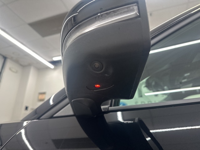 2025 Ford Explorer ST photo 11
