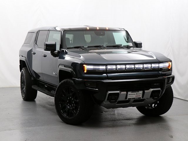 2025 GMC HUMMER EV 2X's photo