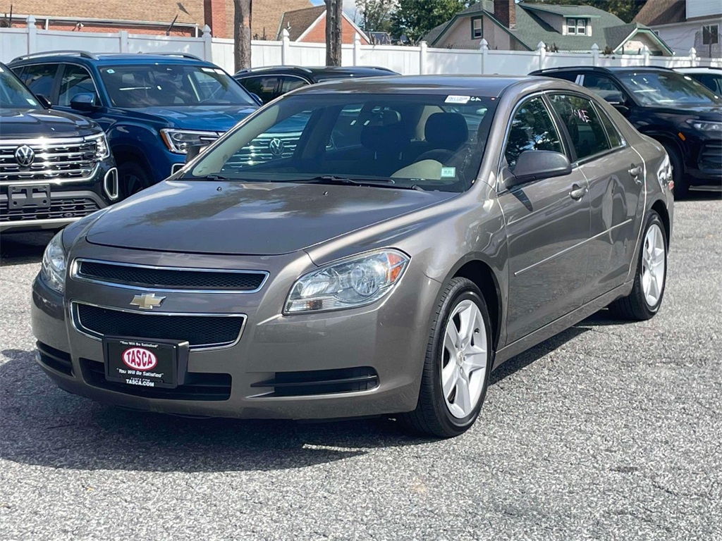2012 Chevrolet Malibu LS photo 3