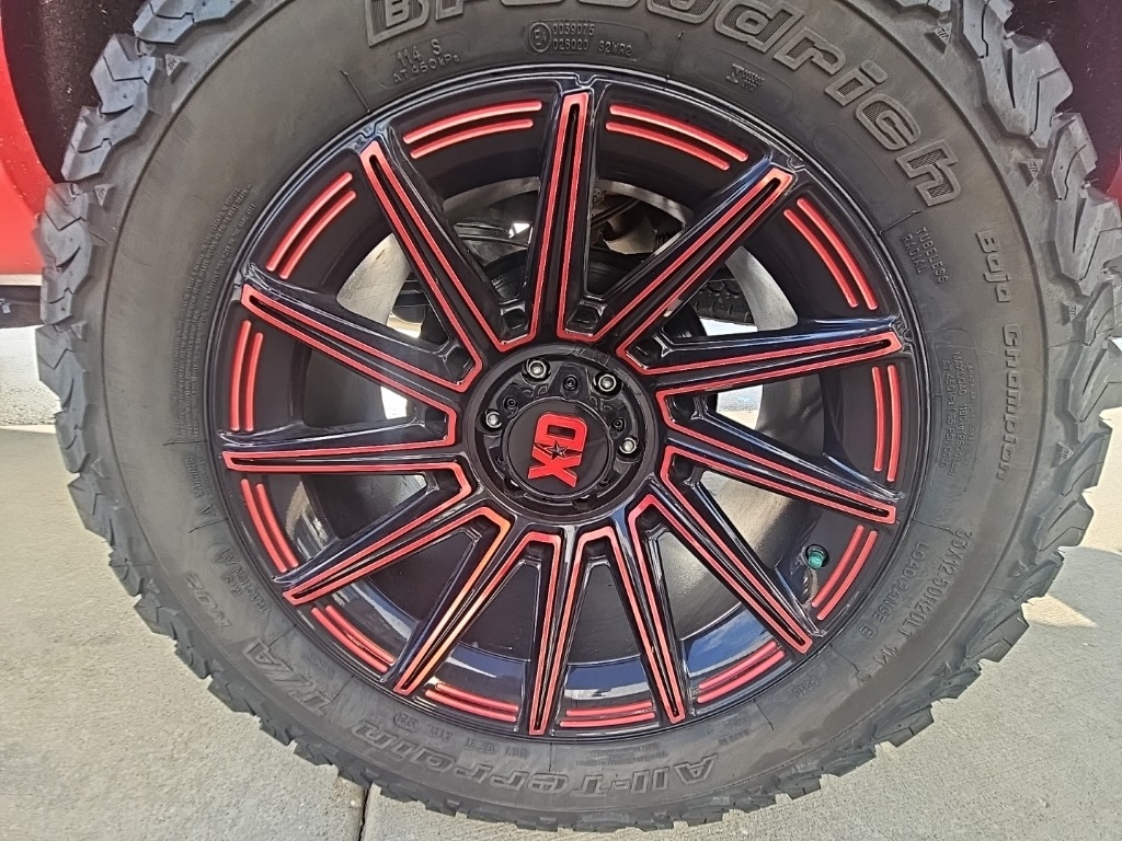 2018 Chevrolet Silverado 1500 LT photo 9