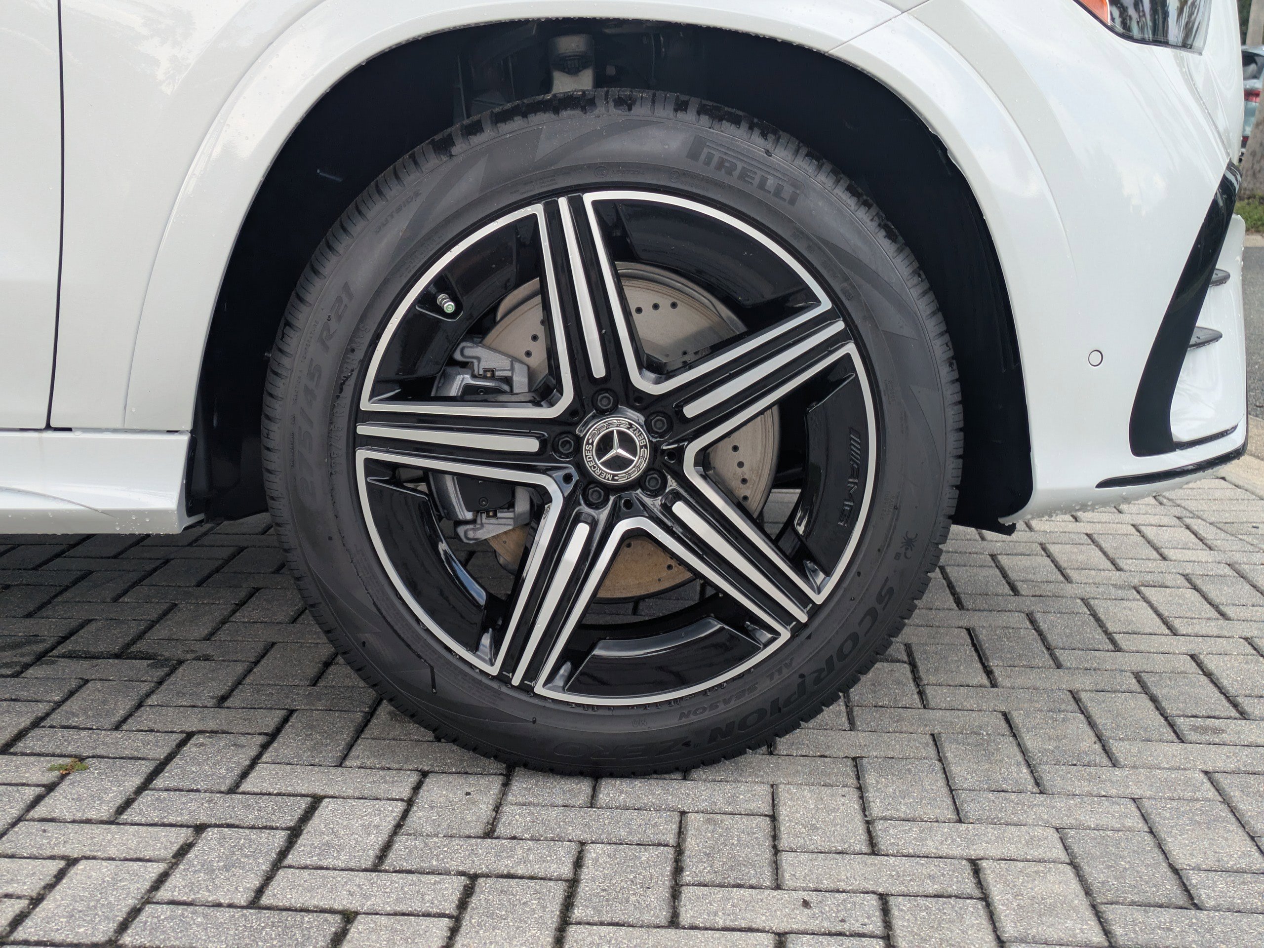 2025 Mercedes Benz GLE 350 4MATIC photo 2