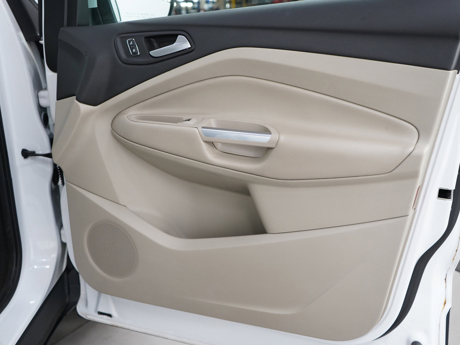 2014 Ford Escape SE photo 9