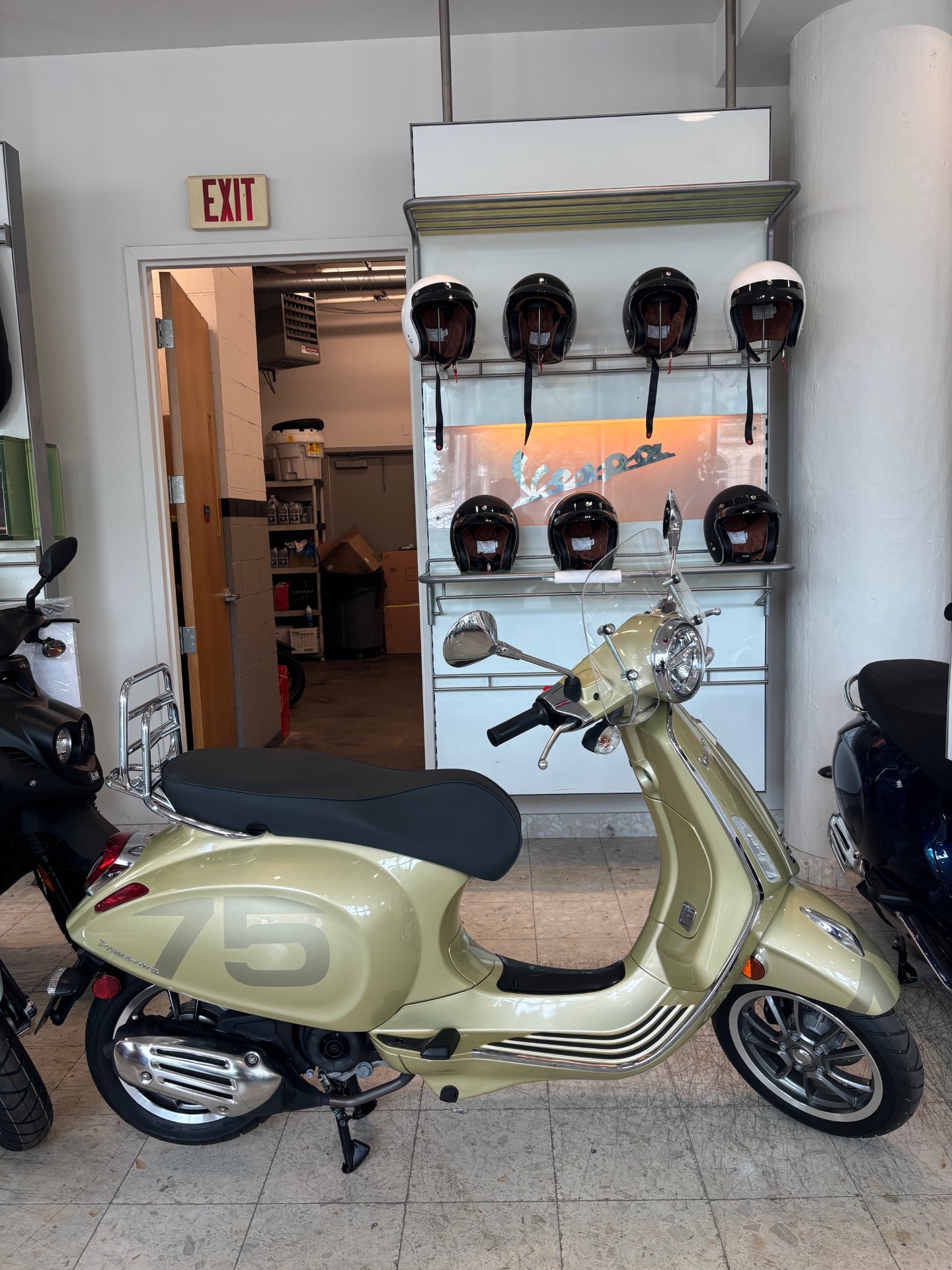 Pre-Owned 2021 VESPA PRIMAVERA50 Primavera 50 75th anniversary