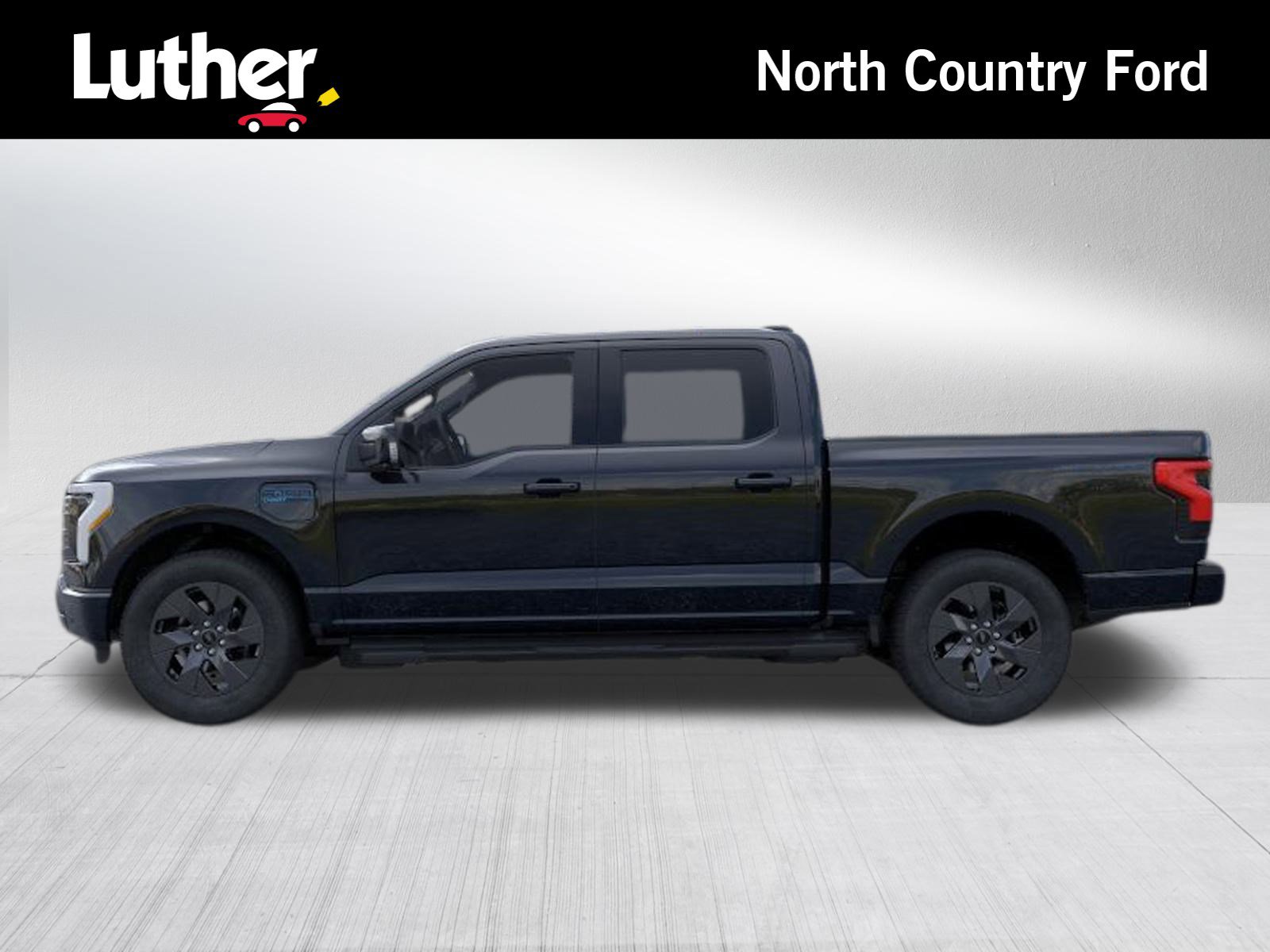 2025 Ford F-150 Lightning Lariat photo 3