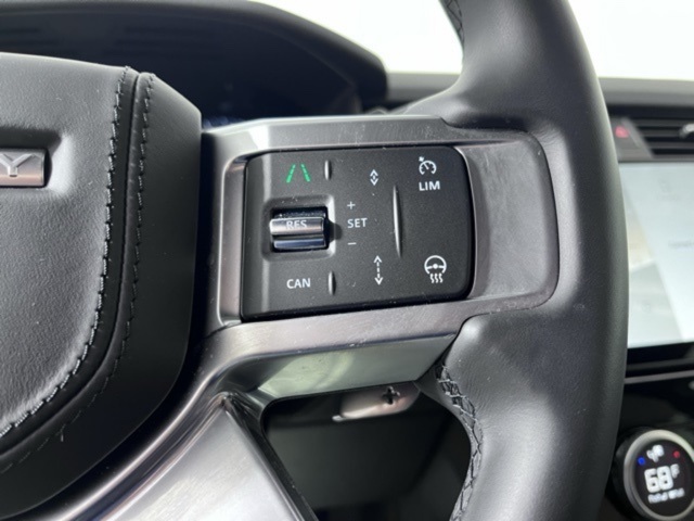 2025 Land Rover Discovery SE photo 23