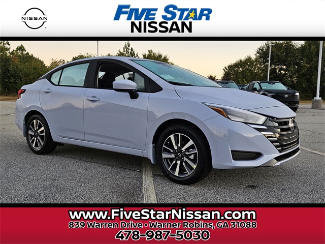 2025 Nissan Versa SV's photo