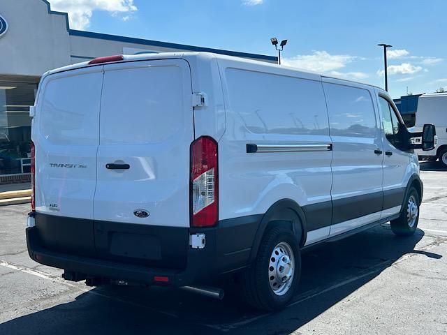 2025 Ford Transit photo 8