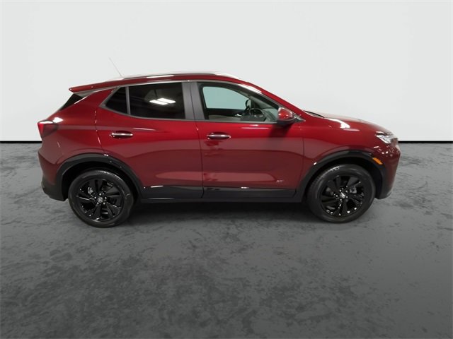2025 Buick Encore GX Sport Touring photo 9