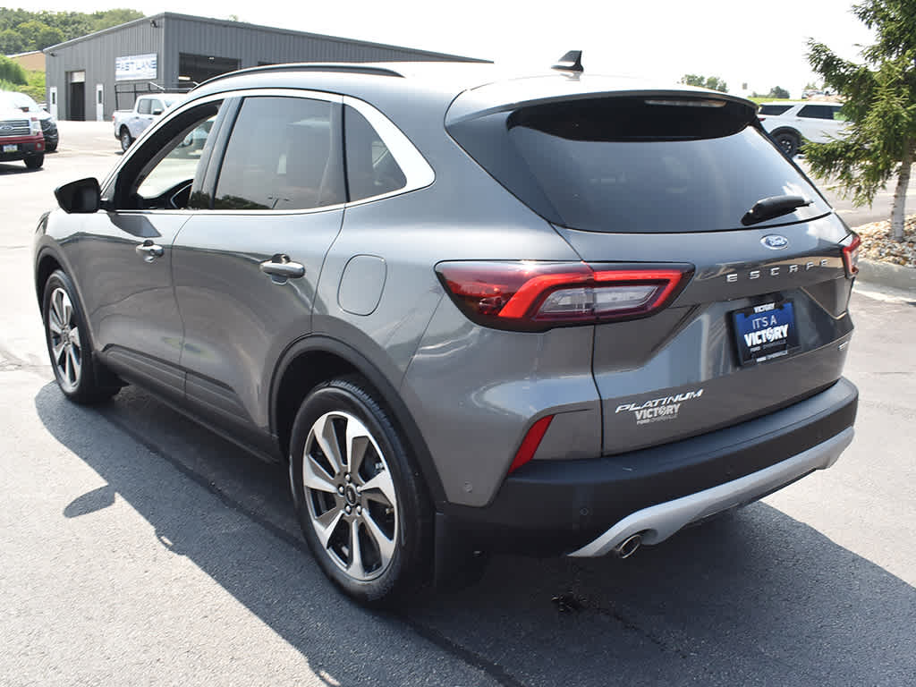 2023 Ford Escape Platinum photo 3