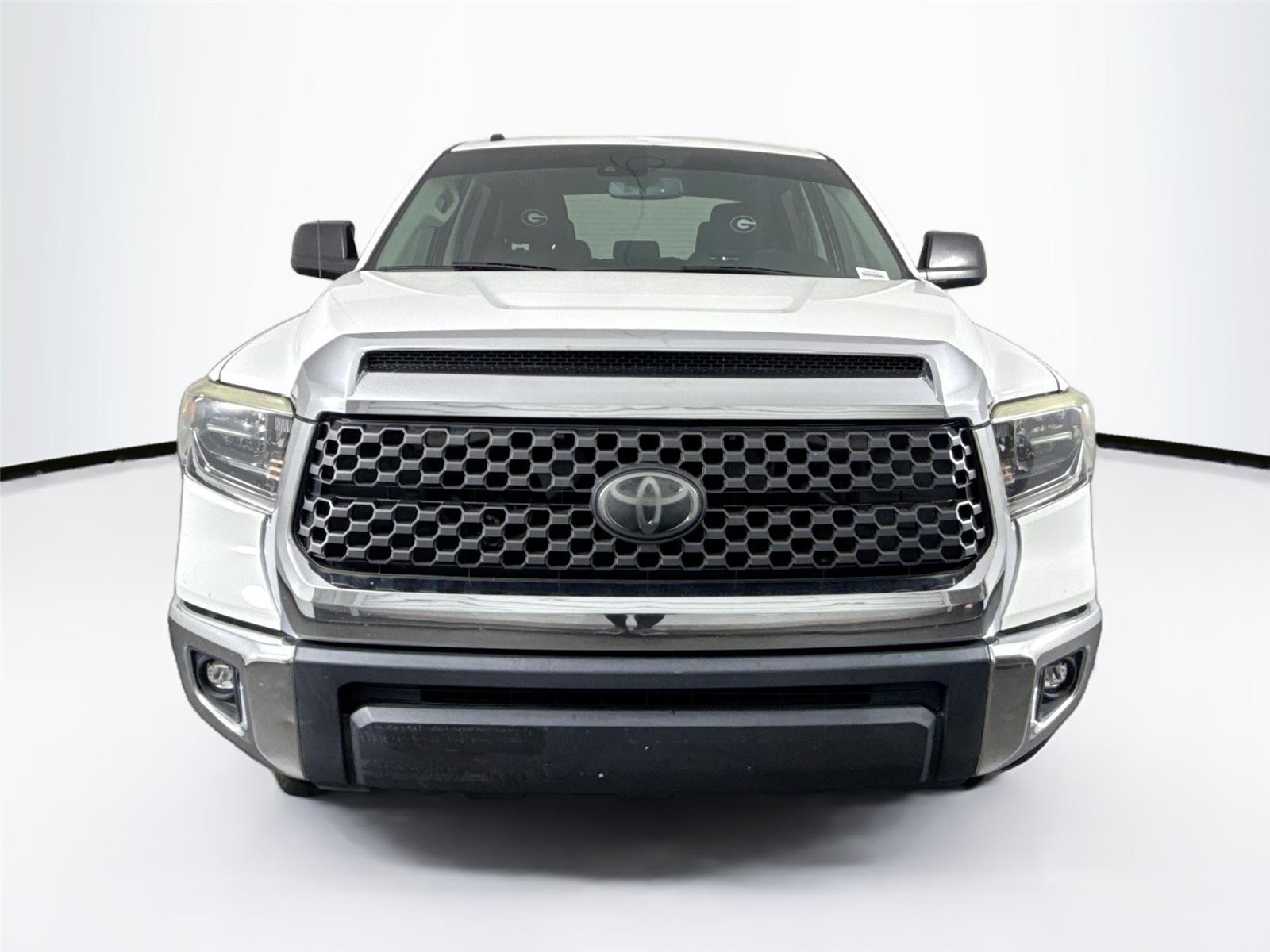 2018 Toyota Tundra SR5 photo 3