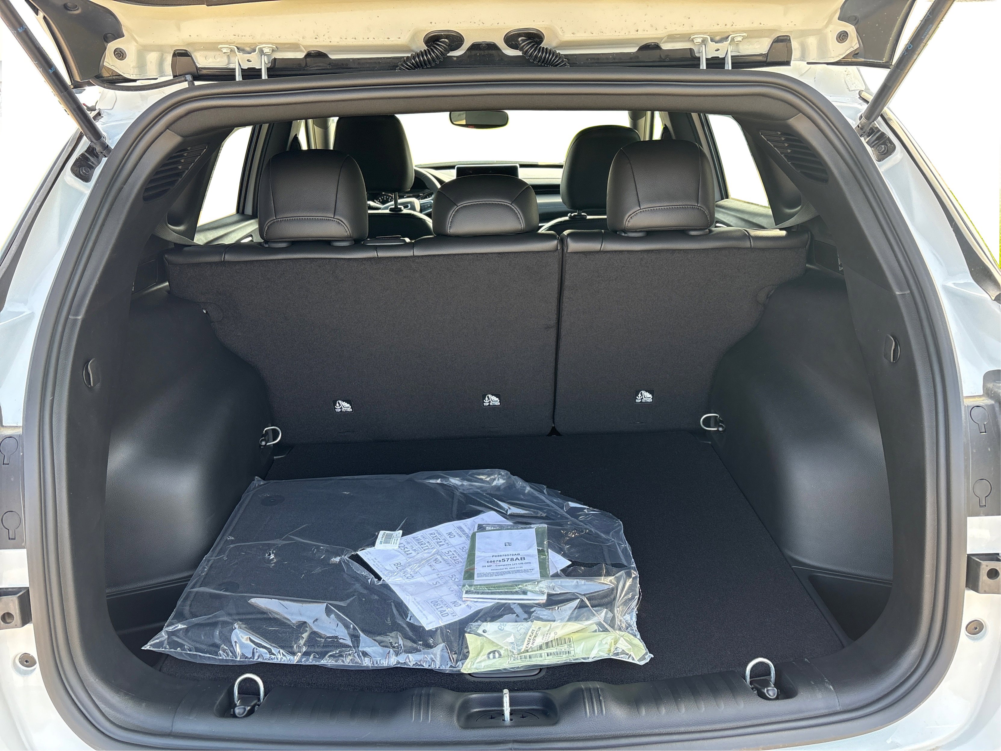 2025 Jeep Compass Latitude photo 10