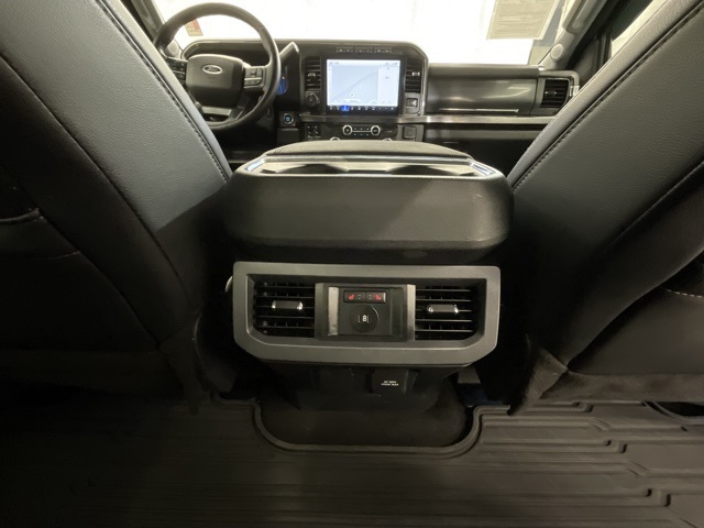 2024 Ford F-250 photo 25