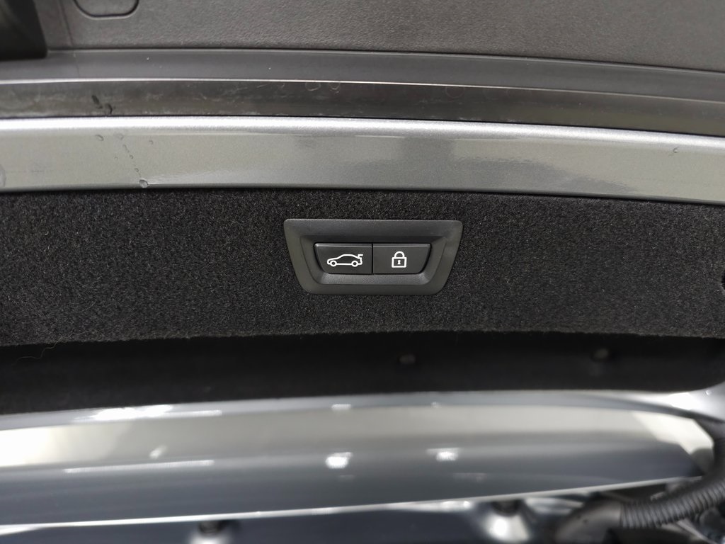 2023 BMW M850I - Image 6