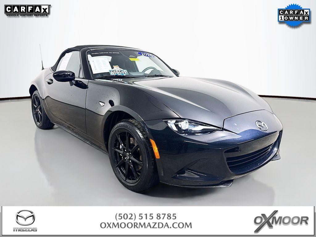 2025 Mazda MX-5 Miata Sport's photo