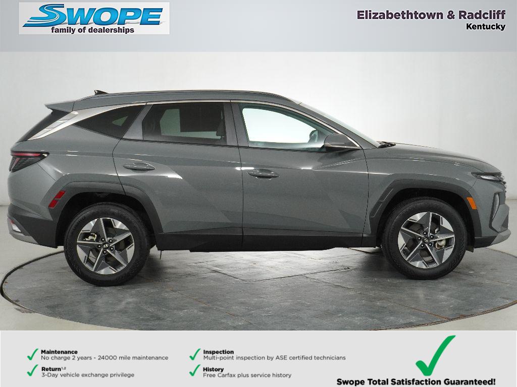 2025 Hyundai Tucson SEL Convenience photo 2