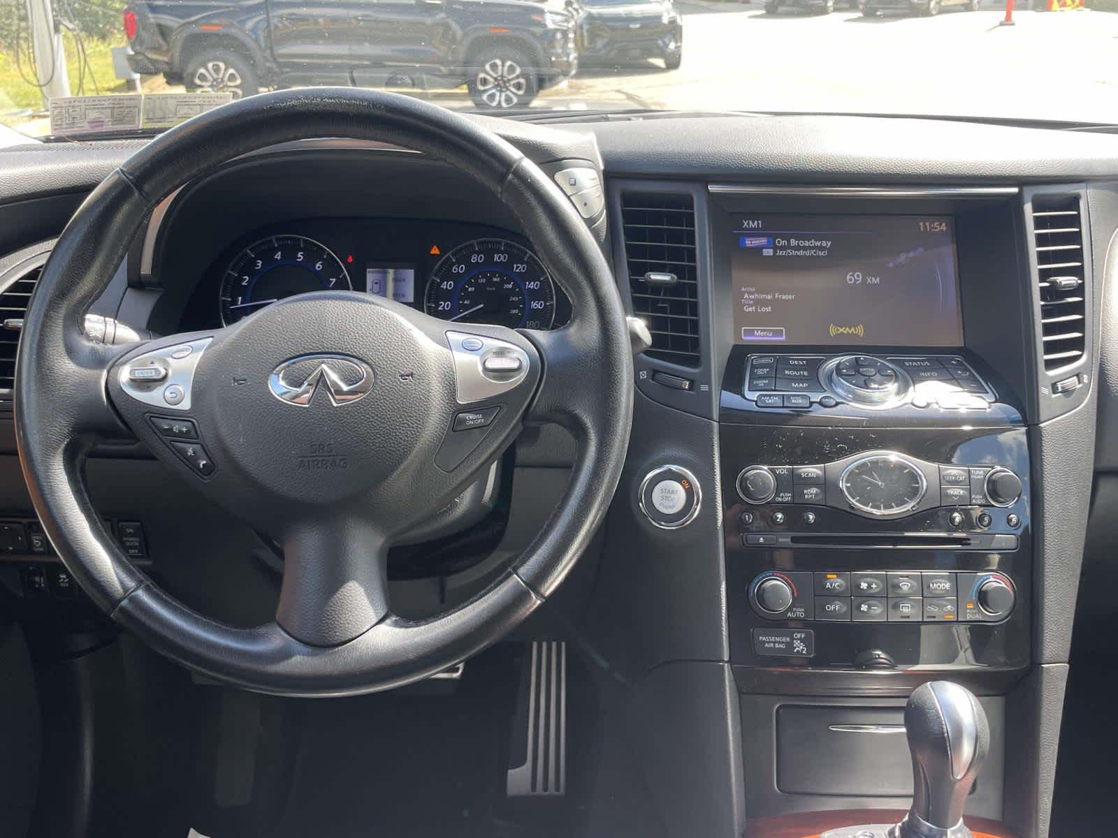 2015 Infiniti QX70 Base photo 19