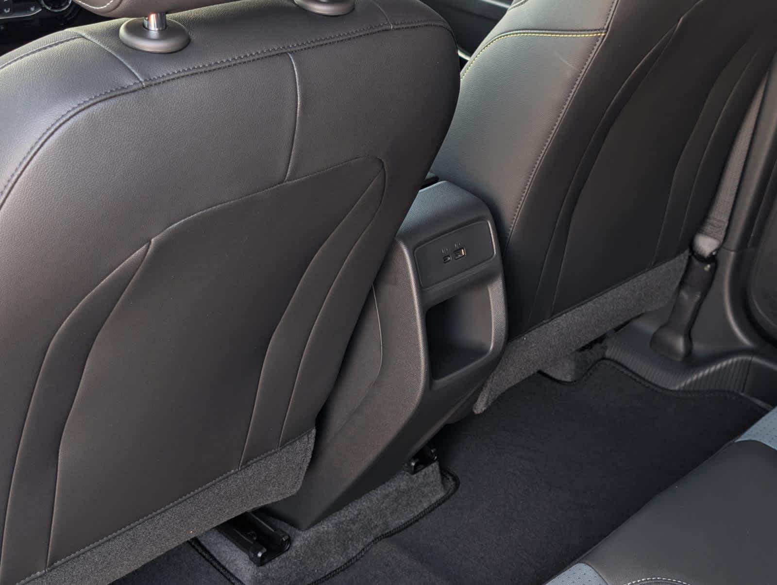 2025 Chevrolet Trax LT photo 12