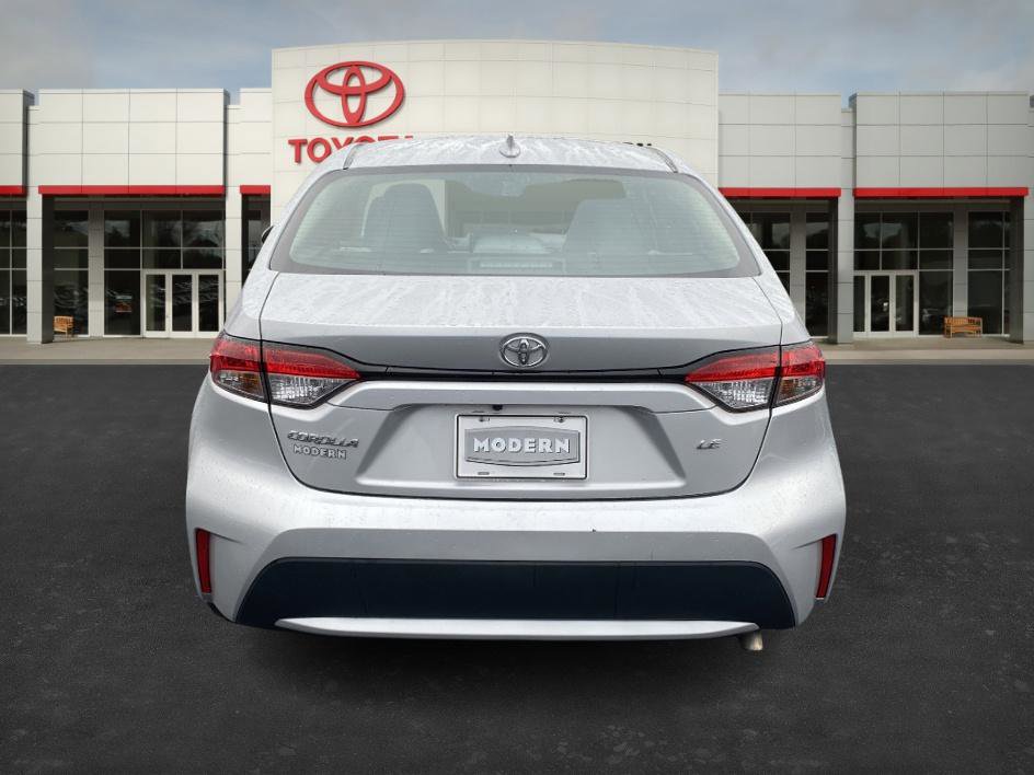 2022 Toyota Corolla LE photo 4