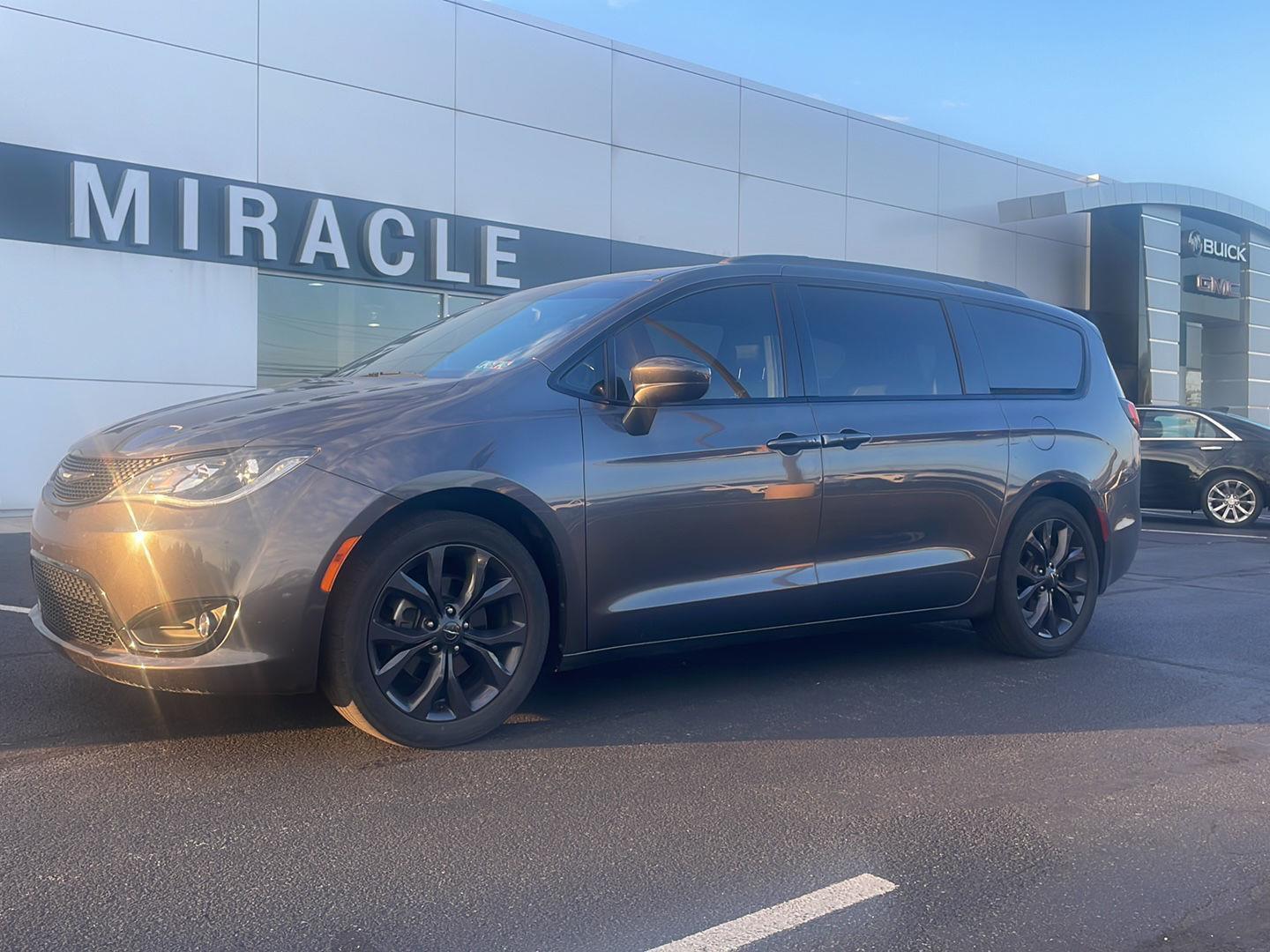 2018 Chrysler Pacifica
