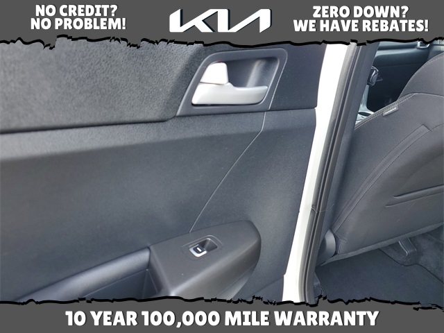 2020 Kia Sportage LX photo 12