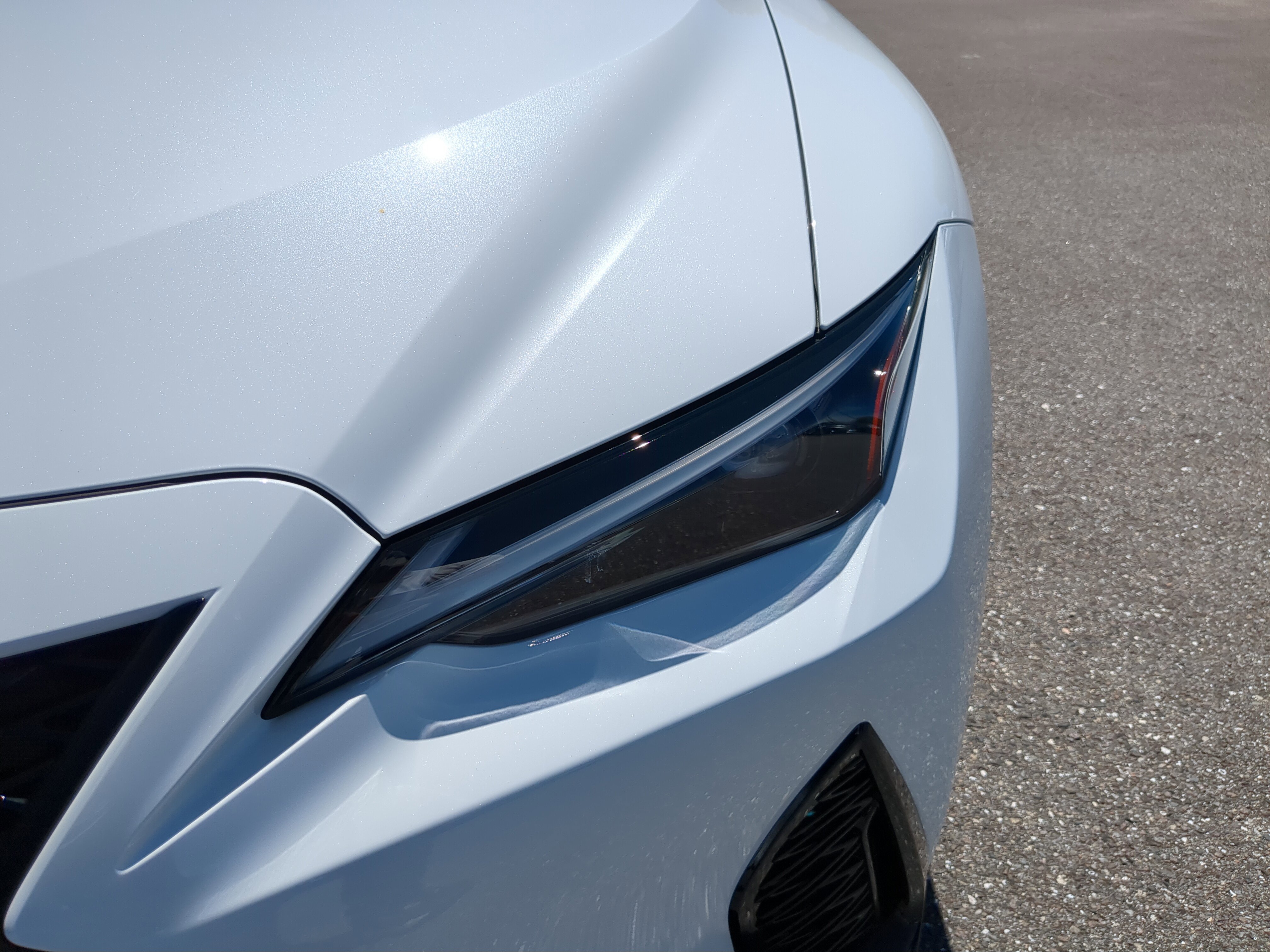 2025 Lexus IS 350 F SPORT photo 9