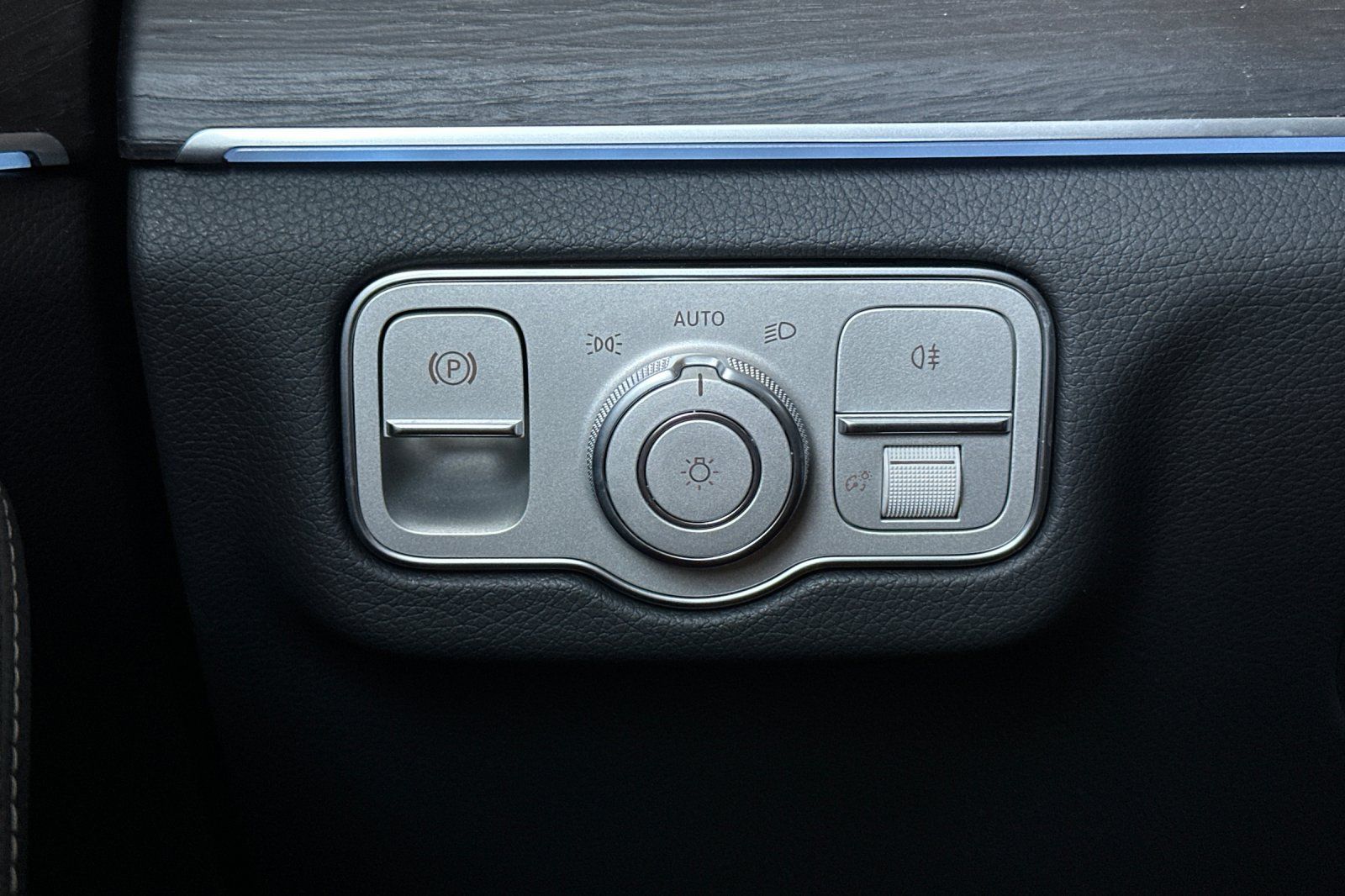 2025 Mercedes Benz GLS 450 4MATIC photo 27