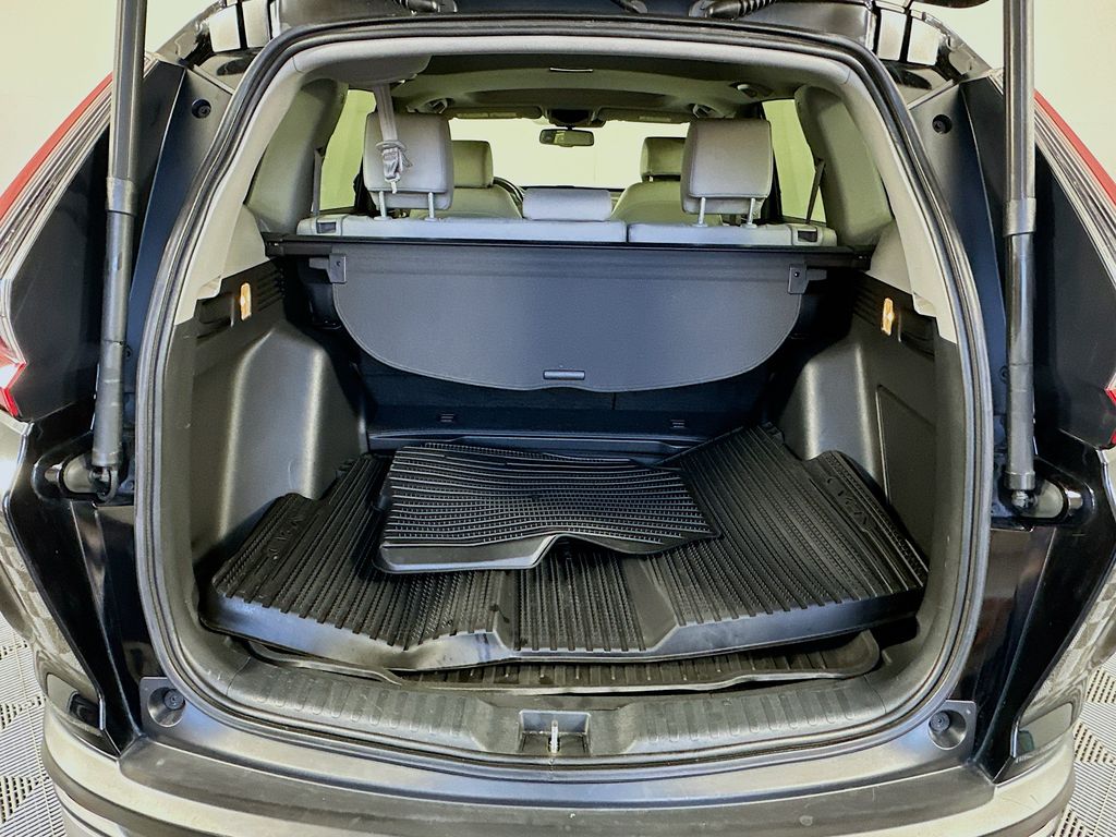 2020 Honda CR-V Touring photo 25