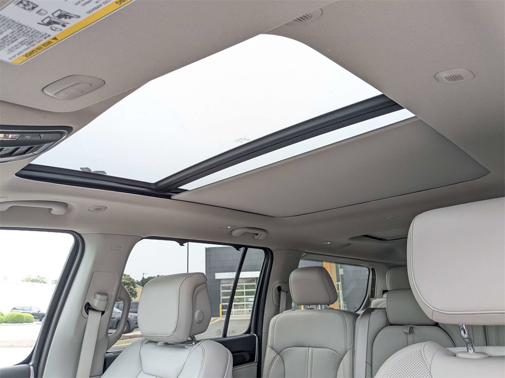 2024 Jeep Wagoneer Base photo 22