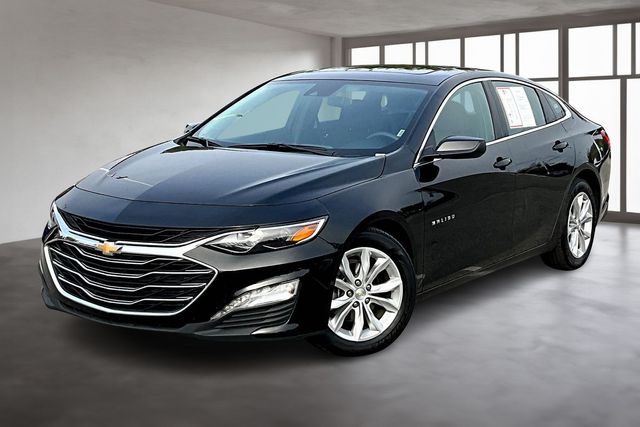 2024 Chevrolet Malibu 1LT photo 2