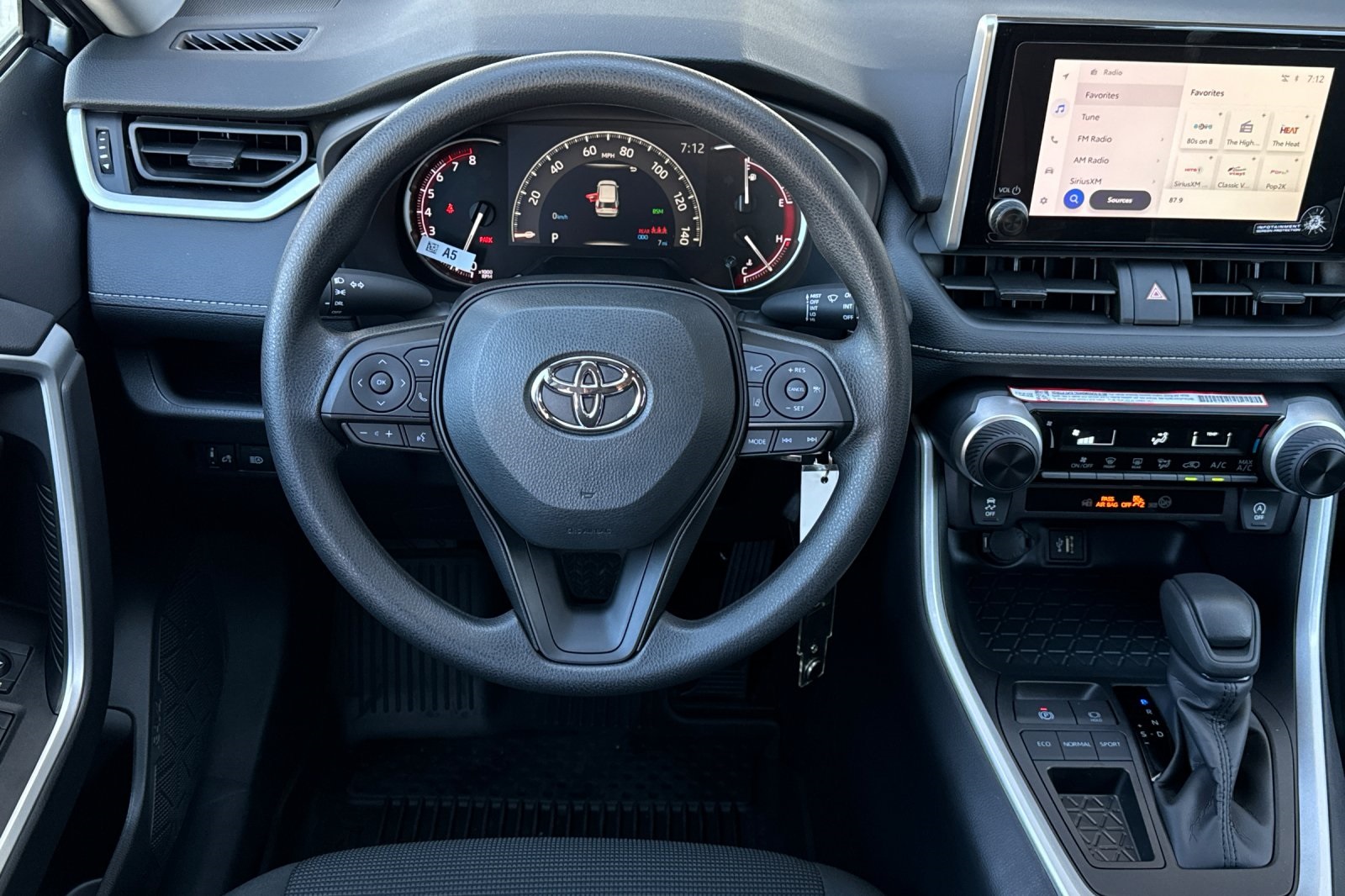 2025 Toyota RAV4 LE photo 16