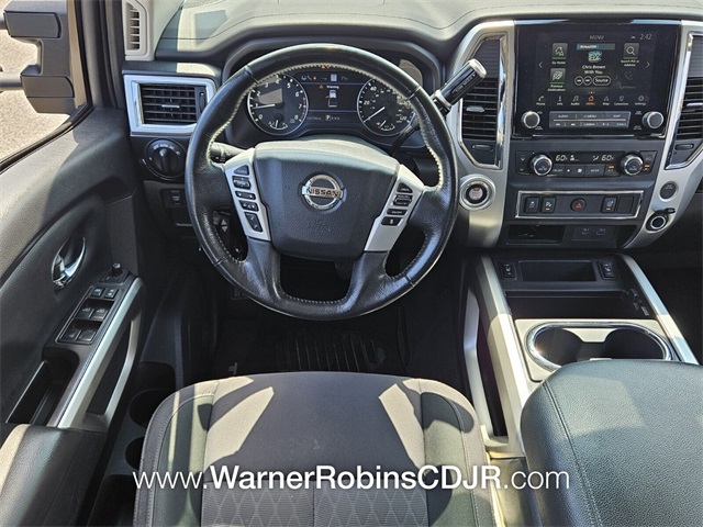 2021 Nissan Titan SV photo 7