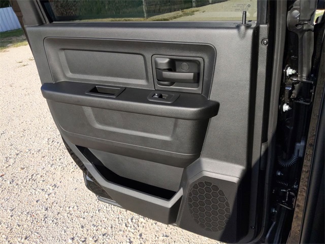 2026 Ram 2500 Tradesman photo 16