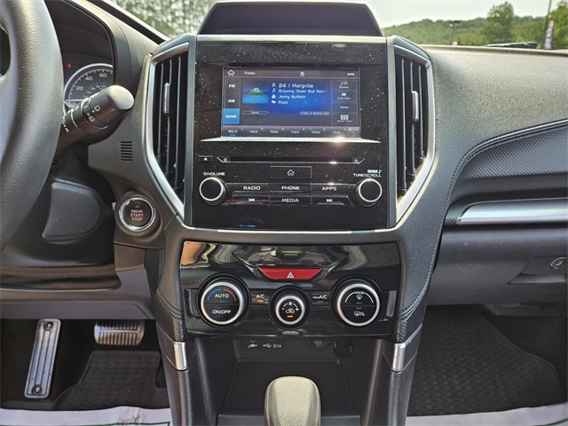 2021 Subaru Forester Premium photo 20