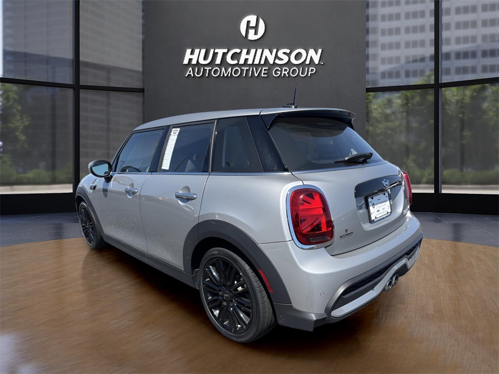 2024 Mini Cooper 4 Door Hardtop Signature photo 5