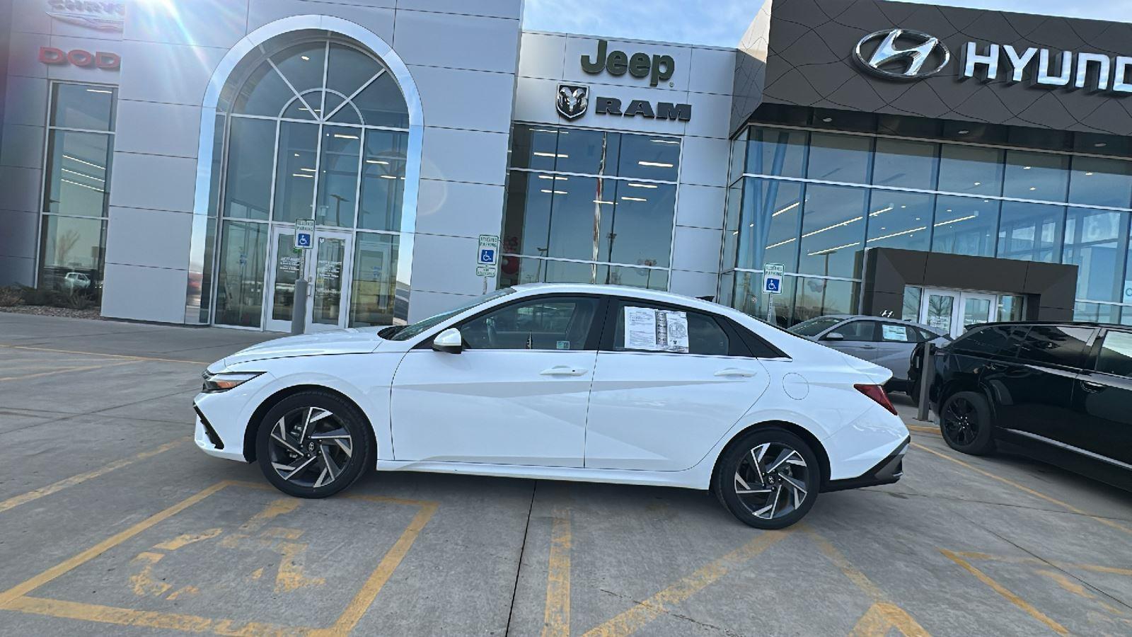 Certified 2025 Hyundai Elantra SEL with VIN KMHLS4DG6SU880408 for sale in Kansas City