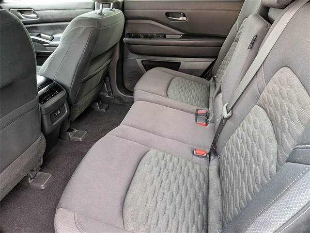 2022 Nissan Pathfinder SV photo 20