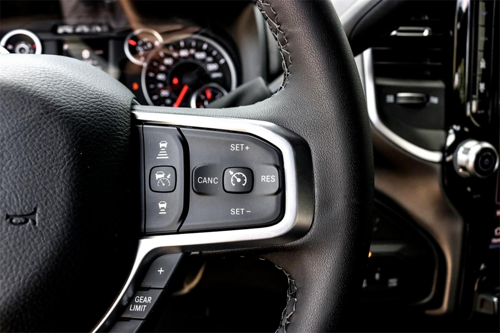 2025 Ram 2500 Big Horn photo 14
